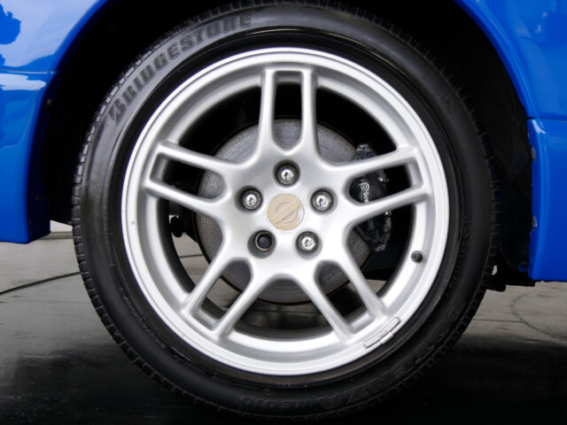 18スカイライン GT-R Vspec LMリミテッド チャンピオンブルー BCNR33-023735