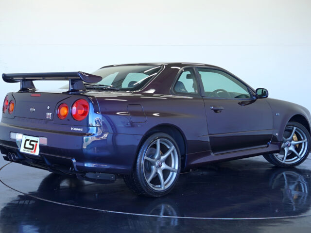 43スカイライン GT-R Vspec ミッドナイトパープルⅡ BNR34-001411