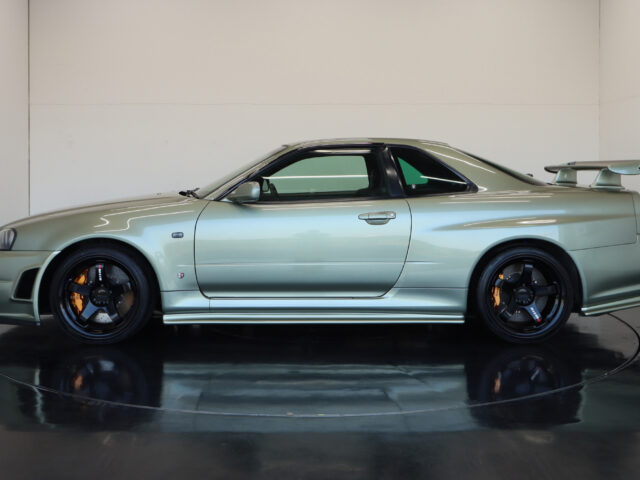 30スカイライン GT-R Mspec Nur ミレニアムジェイドメタリック BNR34-403712