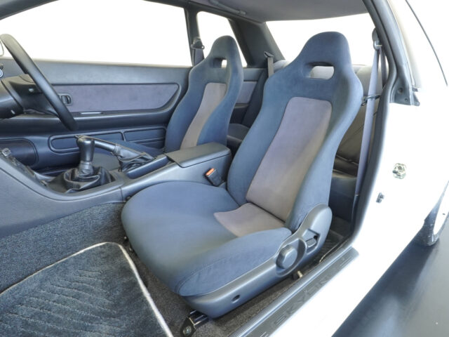 スカイラインGT-R　VスペックⅡ　クリスタルホワイト　BNR32-313459　1298万円