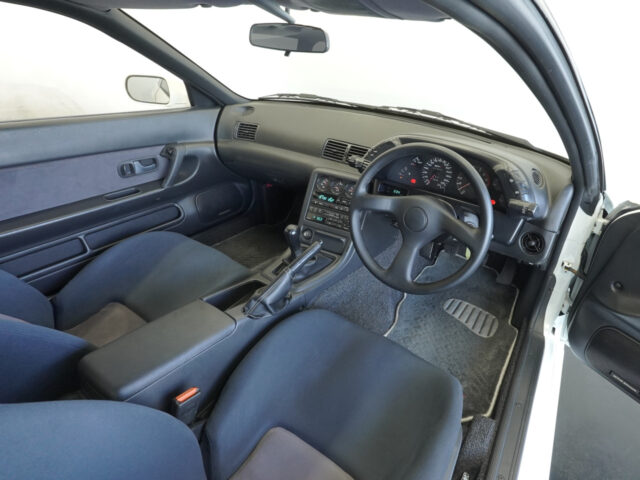 スカイラインGT-R　VスペックⅡ　クリスタルホワイト　BNR32-313459　1298万円