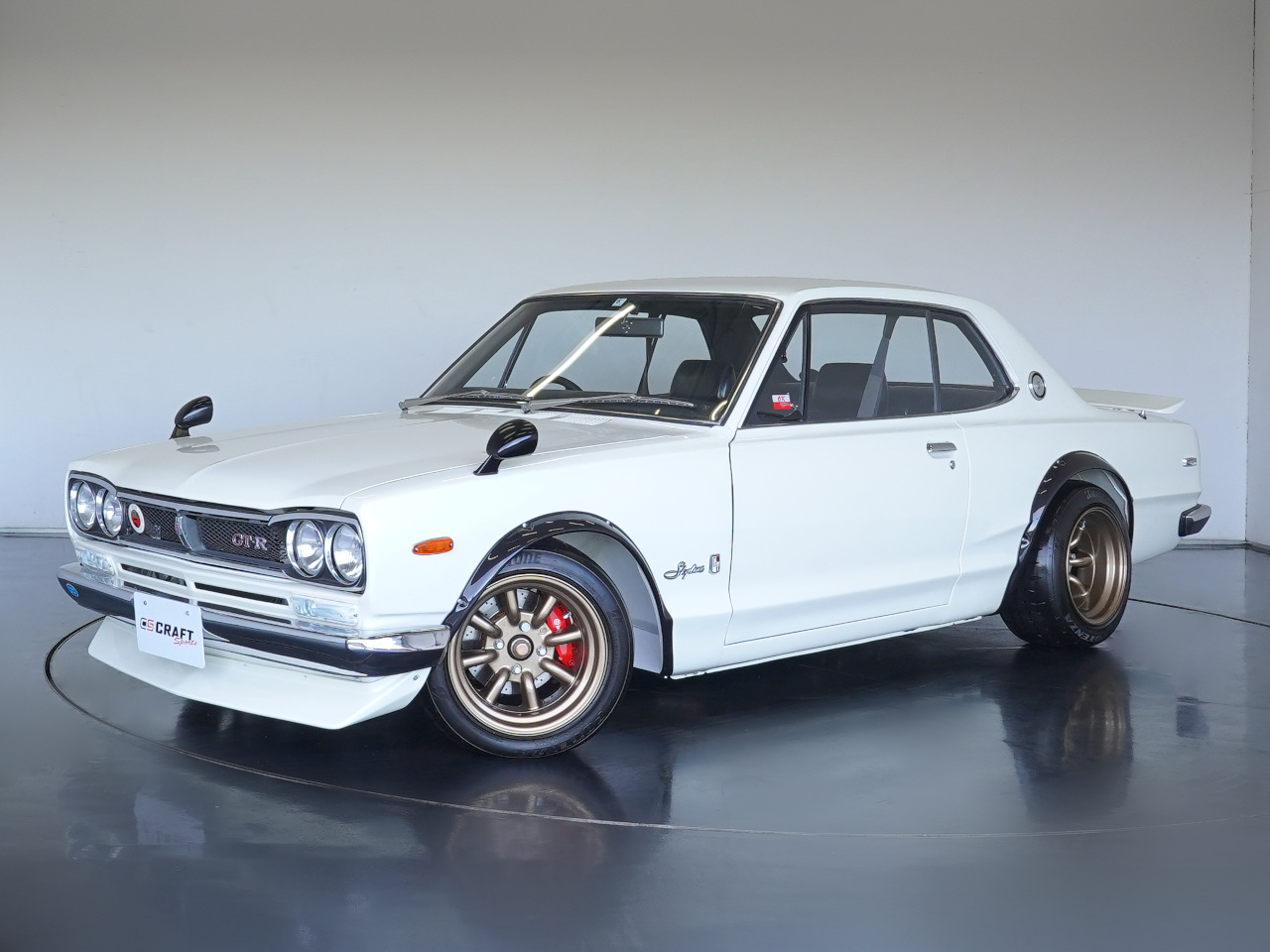 skyline 2000 GT-R　(HAKOSUKA)