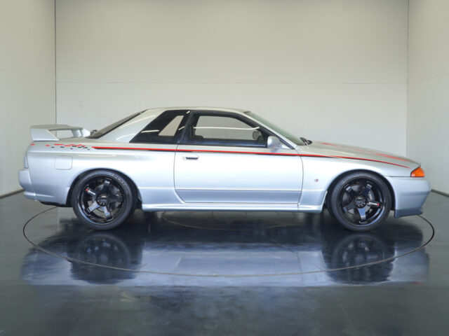 NISSAN スカイライン GT-R BNR32 BNR32-303659