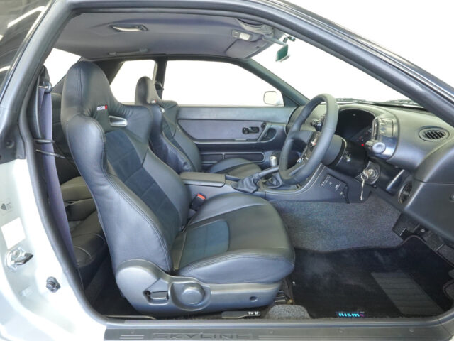 NISSAN スカイライン GT-R BNR32 BNR32-303659