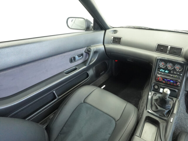 スカイラインGT-R BNR32-001117 ガングレーメタリック