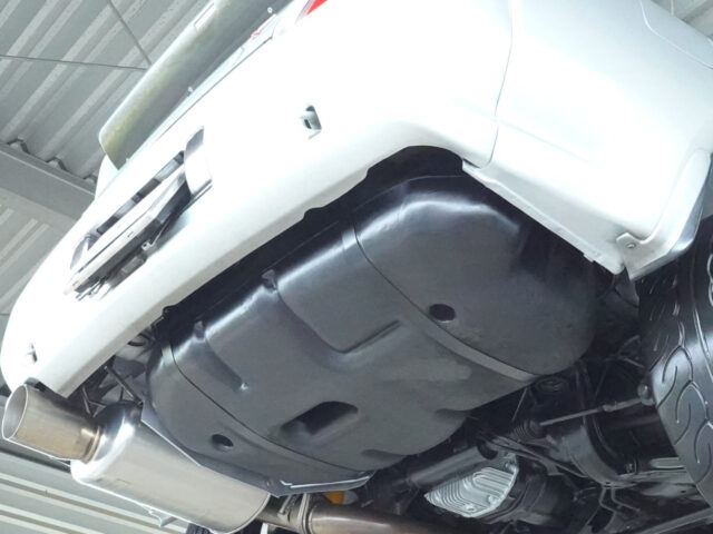 スカイラインGT-R トミーカイラR スパークシルバーメタリック BNR32-301757