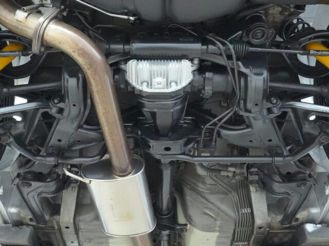 スカイラインGT-R トミーカイラR スパークシルバーメタリック BNR32-301757