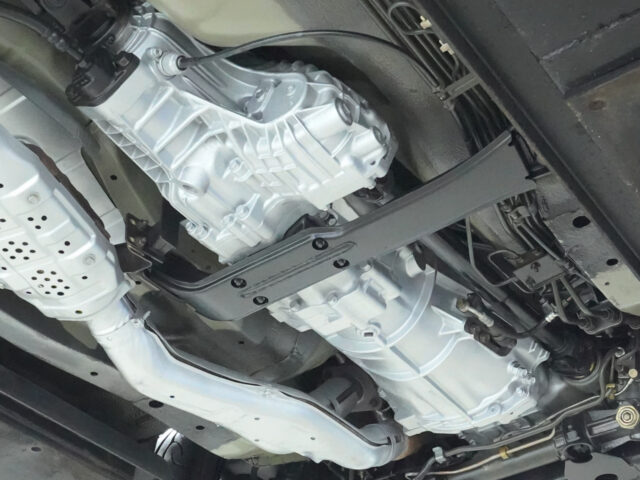 スカイラインGT-R トミーカイラR スパークシルバーメタリック BNR32-301757