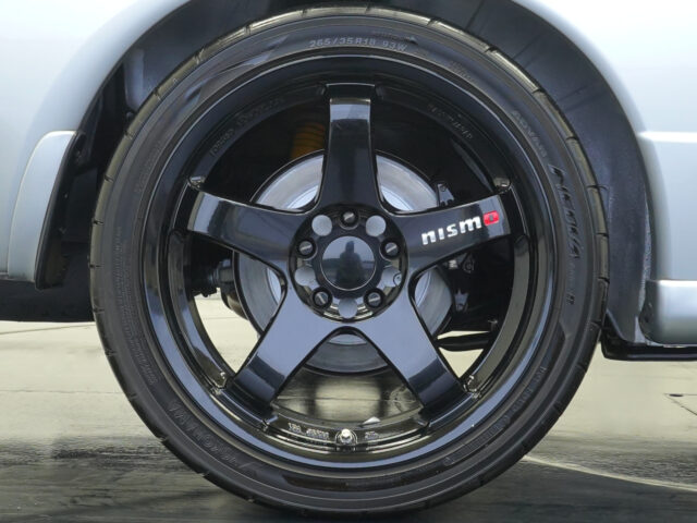 スカイラインGT-R トミーカイラR スパークシルバーメタリック BNR32-301757