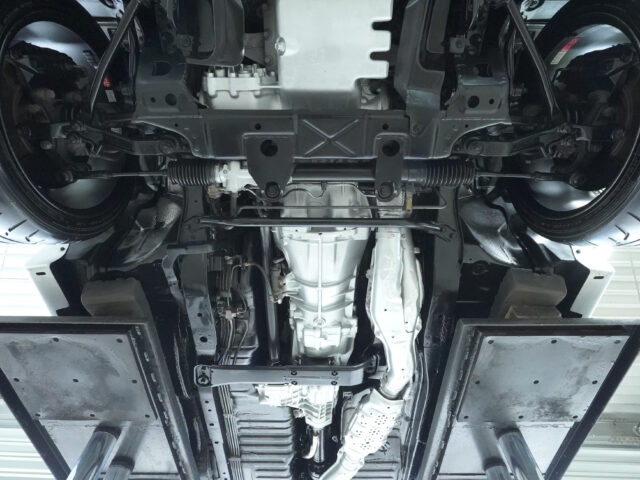 スカイライン GT-R BCNR33 スパークシルバー　BCNR33-001538