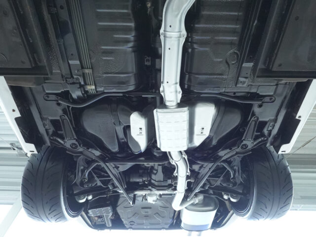 スカイライン GT-R BCNR33 スパークシルバー　BCNR33-001538
