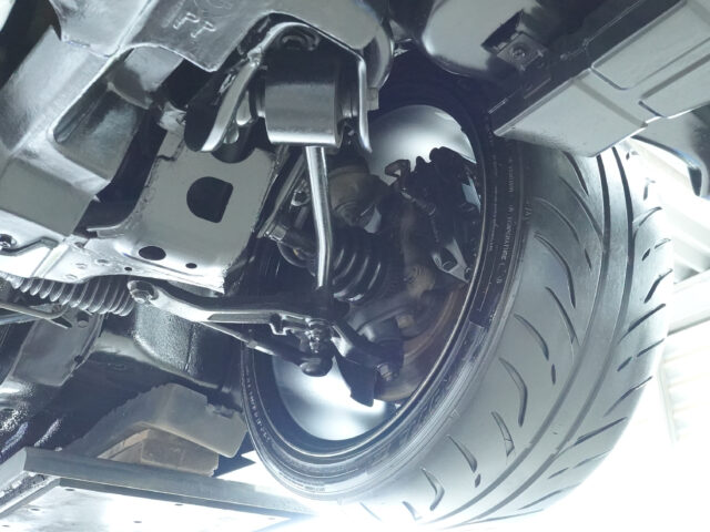 スカイライン GT-R BCNR33 スパークシルバー　BCNR33-001538