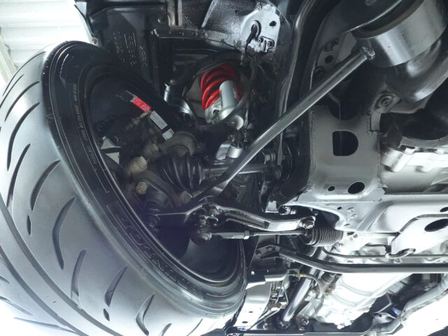 スカイライン GT-R BCNR33 スパークシルバー　BCNR33-001538