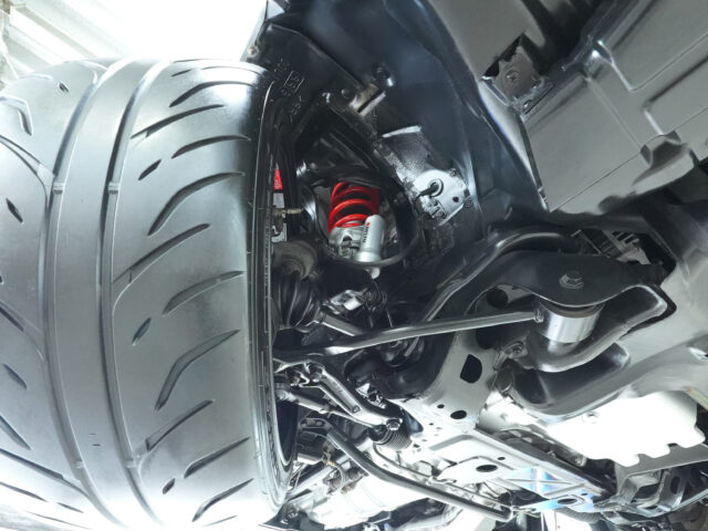 スカイライン GT-R BCNR33 スパークシルバー　BCNR33-001538