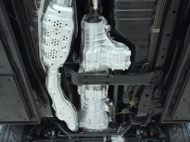 スカイライン GT-R BCNR33 スパークシルバー　BCNR33-001538