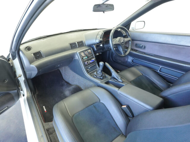 スカイラインGT-R トミーカイラR スパークシルバーメタリック BNR32-301757