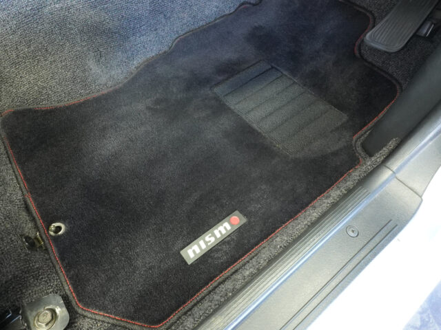 スカイラインGT-R トミーカイラR スパークシルバーメタリック BNR32-301757