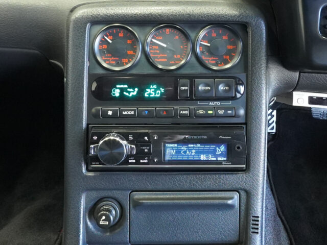 スカイラインGT-R トミーカイラR スパークシルバーメタリック BNR32-301757