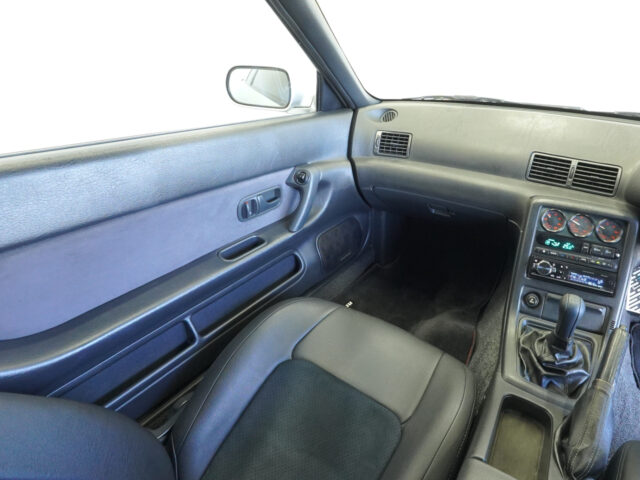 スカイラインGT-R トミーカイラR スパークシルバーメタリック BNR32-301757