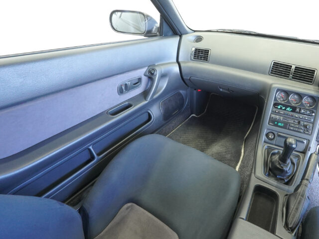 スカイライン GT-R BNR32 ガングレーメタリック