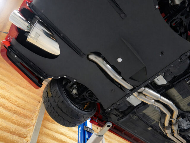 スカイライン　GT-R　アクティブレッド　BNR34-001041