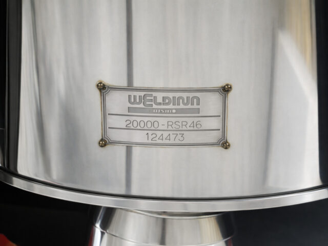 スカイライン　GT-R　アクティブレッド　BNR34-001041