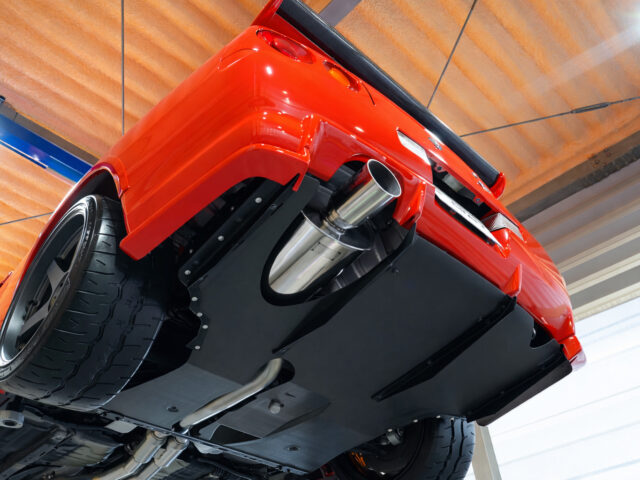 スカイライン　GT-R　アクティブレッド　BNR34-001041