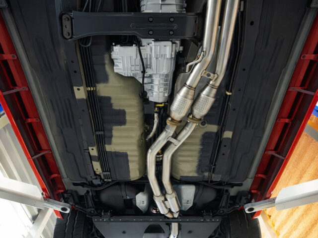 スカイライン　GT-R　アクティブレッド　BNR34-001041