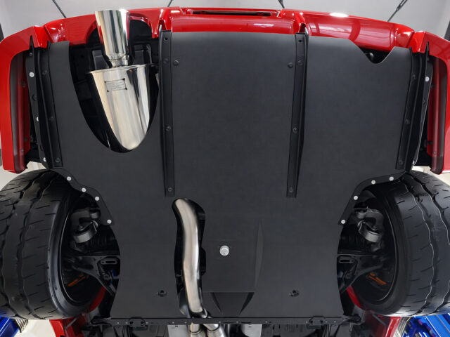 スカイライン　GT-R　アクティブレッド　BNR34-001041