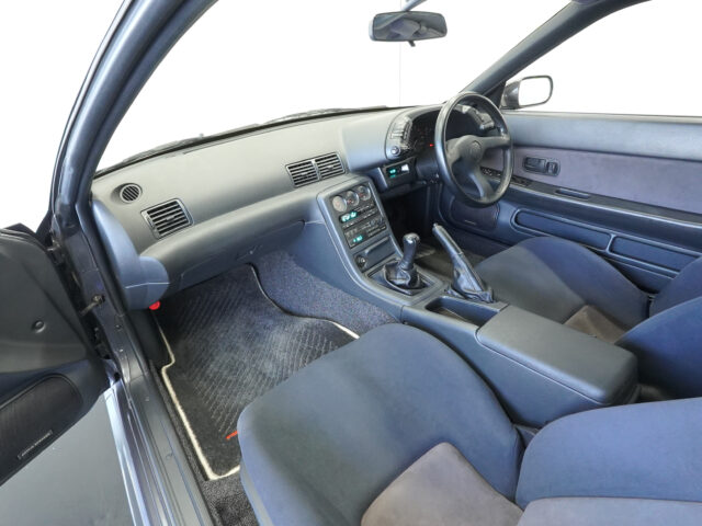 スカイライン GT-R BNR32 ガングレーメタリック