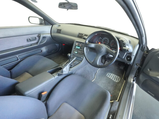 スカイライン GT-R BNR32 ガングレーメタリック