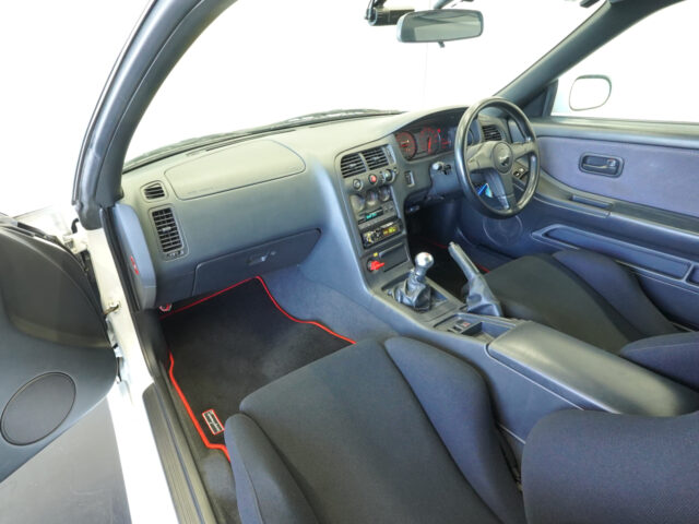 スカイライン　GT-R　トミーカイラ　ホワイト　BCNR33-024559