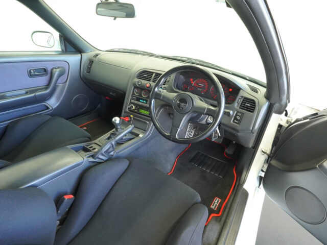 スカイライン　GT-R　トミーカイラ　ホワイト　BCNR33-024559