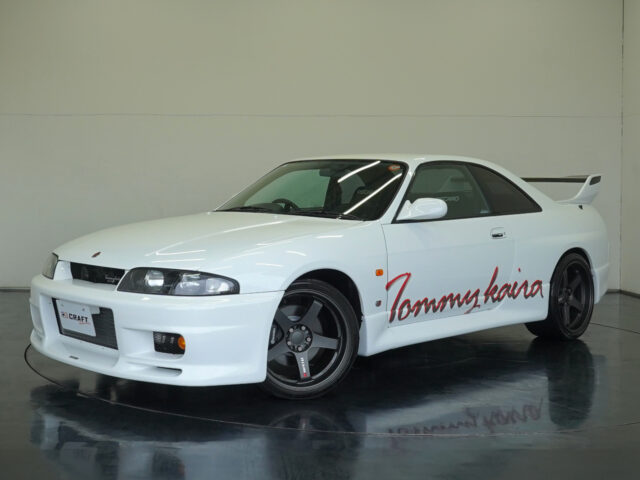 スカイライン　GT-R　トミーカイラ　ホワイト　BCNR33-024559