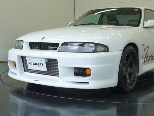 スカイライン　GT-R　トミーカイラ　ホワイト　BCNR33-024559