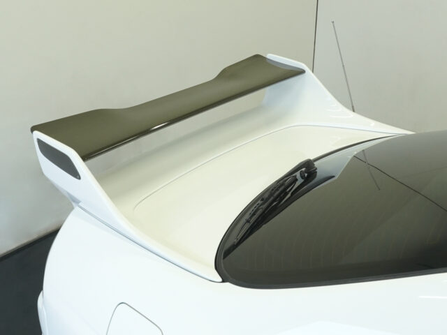 スカイライン　GT-R　トミーカイラ　ホワイト　BCNR33-024559