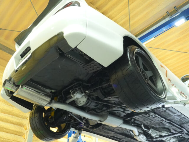 スカイライン　GT-R　トミーカイラ　ホワイト　BCNR33-024559