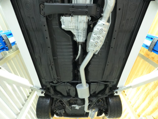 スカイライン　GT-R　トミーカイラ　ホワイト　BCNR33-024559