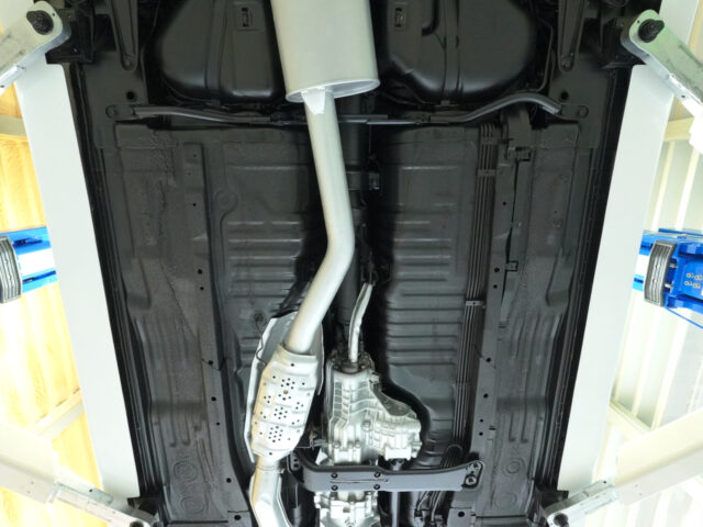 スカイライン　GT-R　トミーカイラ　ホワイト　BCNR33-024559