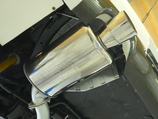 スカイライン　GT-R　トミーカイラ　ホワイト　BCNR33-024559