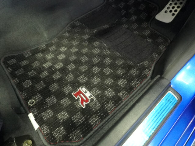 スカイライン　GT-R　VスペックⅡNur　ベイサイドブルー　BNR34-402921