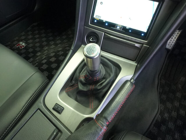 スカイライン　GT-R　VスペックⅡNur　ベイサイドブルー　BNR34-402921