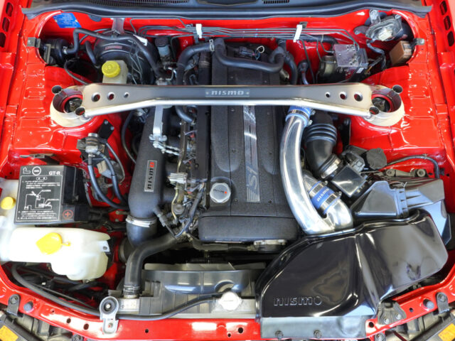 スカイライン　GT-R　アクティブレッド　BNR34-001041