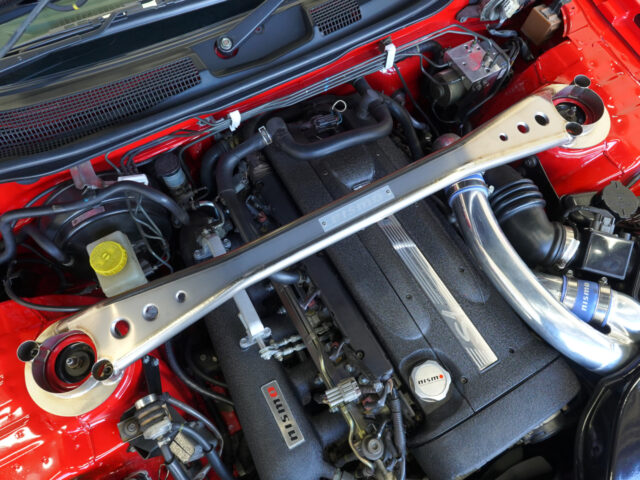 スカイライン　GT-R　アクティブレッド　BNR34-001041