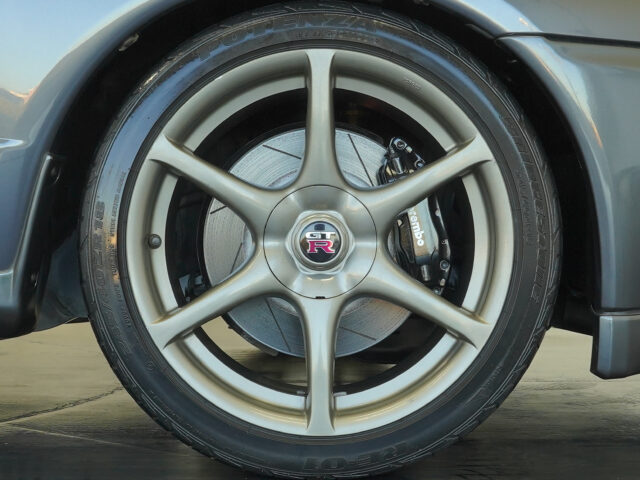 スカイライン GT-R VスペックⅡ BNR32 ガングレーメタリック