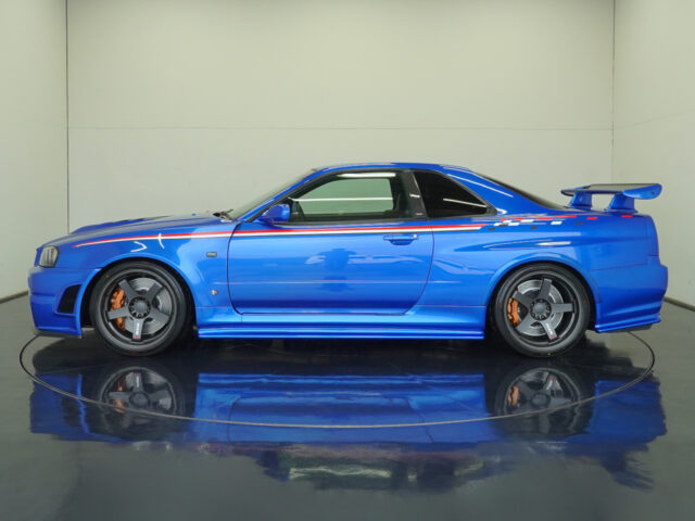 スカイライン　GT-R　VスペックⅡNur　ベイサイドブルー　BNR34-402921