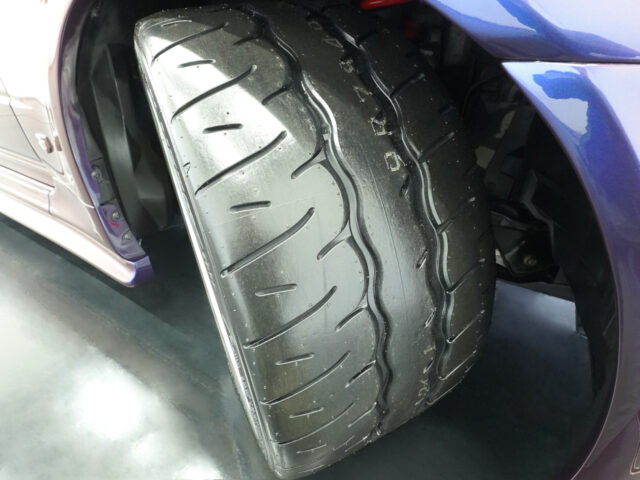 スカイライン　GT-R Vスペック　ミッドナイトパープルⅢ　BNR34-006030