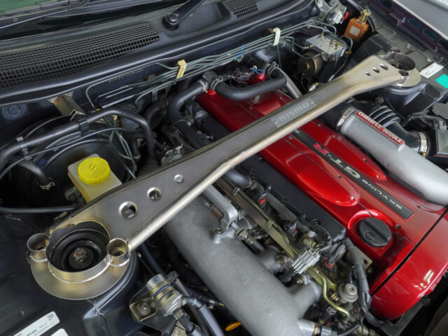 スカイライン　GT-R Vスペック　ミッドナイトパープルⅢ　BNR34-006030