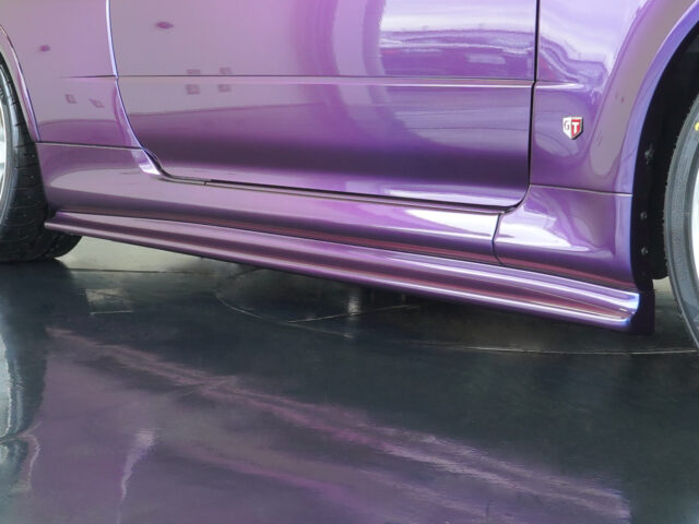 スカイライン　GT-R Vスペック　ミッドナイトパープルⅢ　BNR34-006030