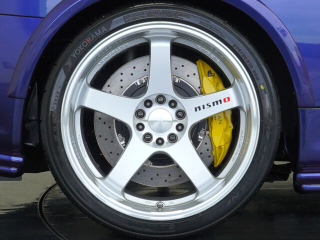 スカイライン　GT-R Vスペック　ミッドナイトパープルⅢ　BNR34-006030